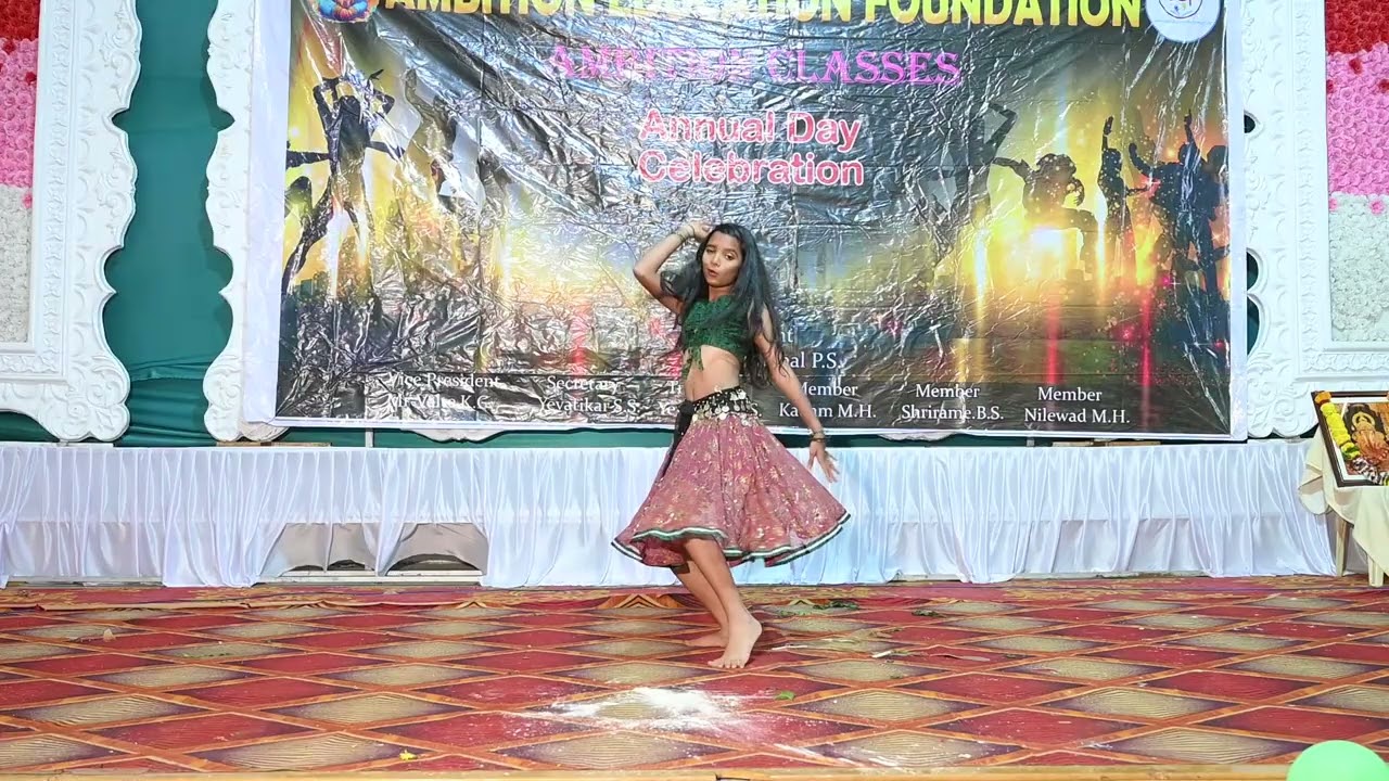 Dhamakedaar performance of Shreya Yevatikar...💫 #student_of_ambition_classes #expressionqueen 