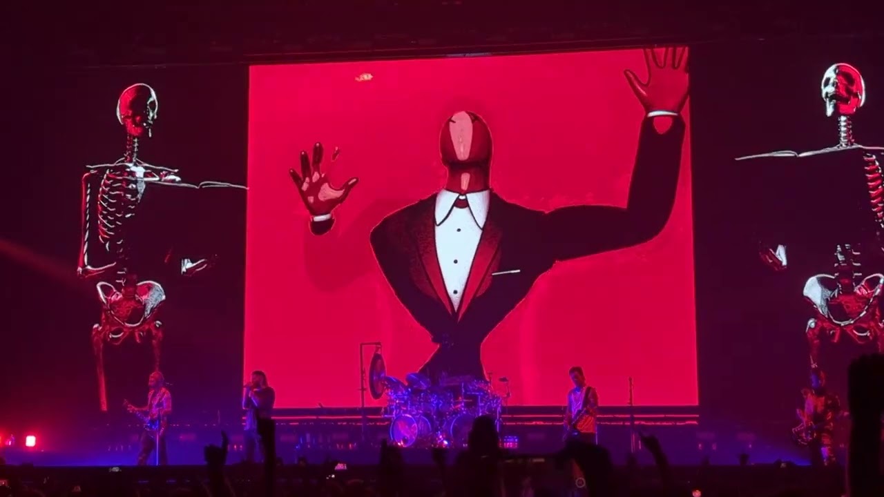 Avenged Sevenfold - A Little Piece of Heaven (live)