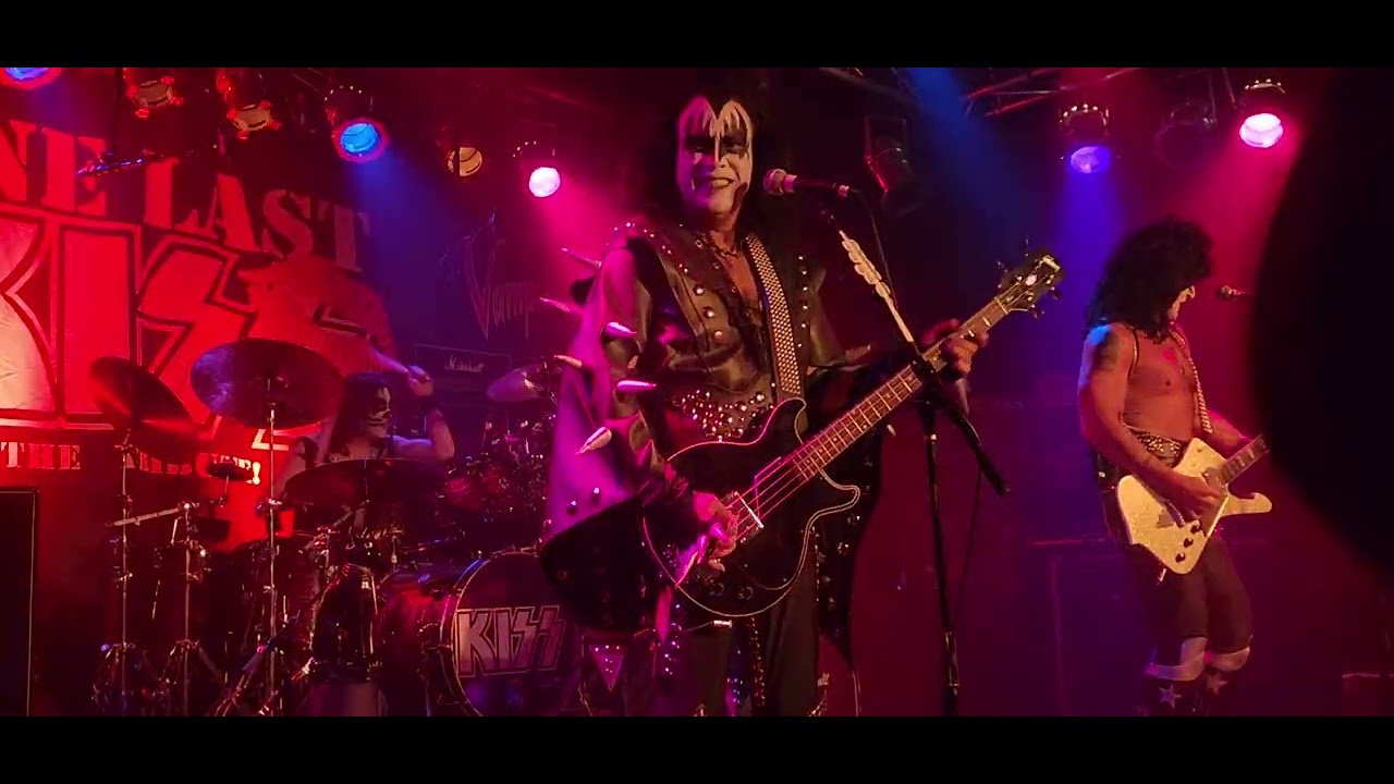 ONE LAST KISS (Kiss Tribute Band) @ Count's Vamp'd Rock Bar in  Las Vegas. 31 May  2025