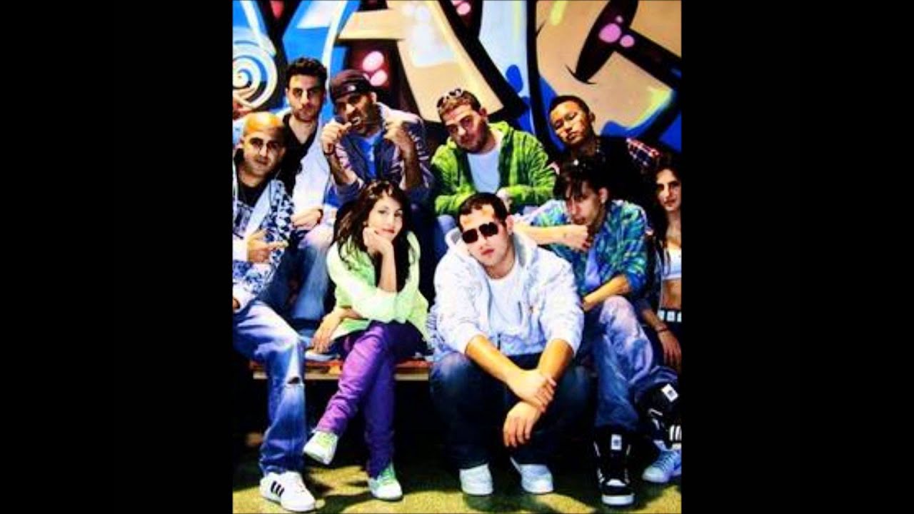 האידיוטים - טלפונים במצב טיסה