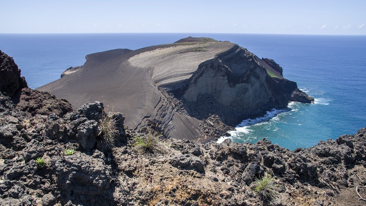 The Active Volcano in the Azores; Fayal