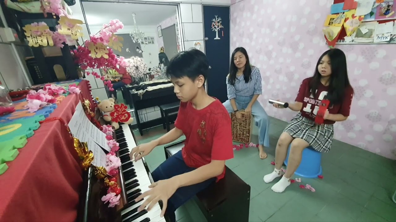 万事 All Right 酷哒哒 by Dason Yee (piano), Wong Yue En(shaker&tambourine), MYK(cajon)
