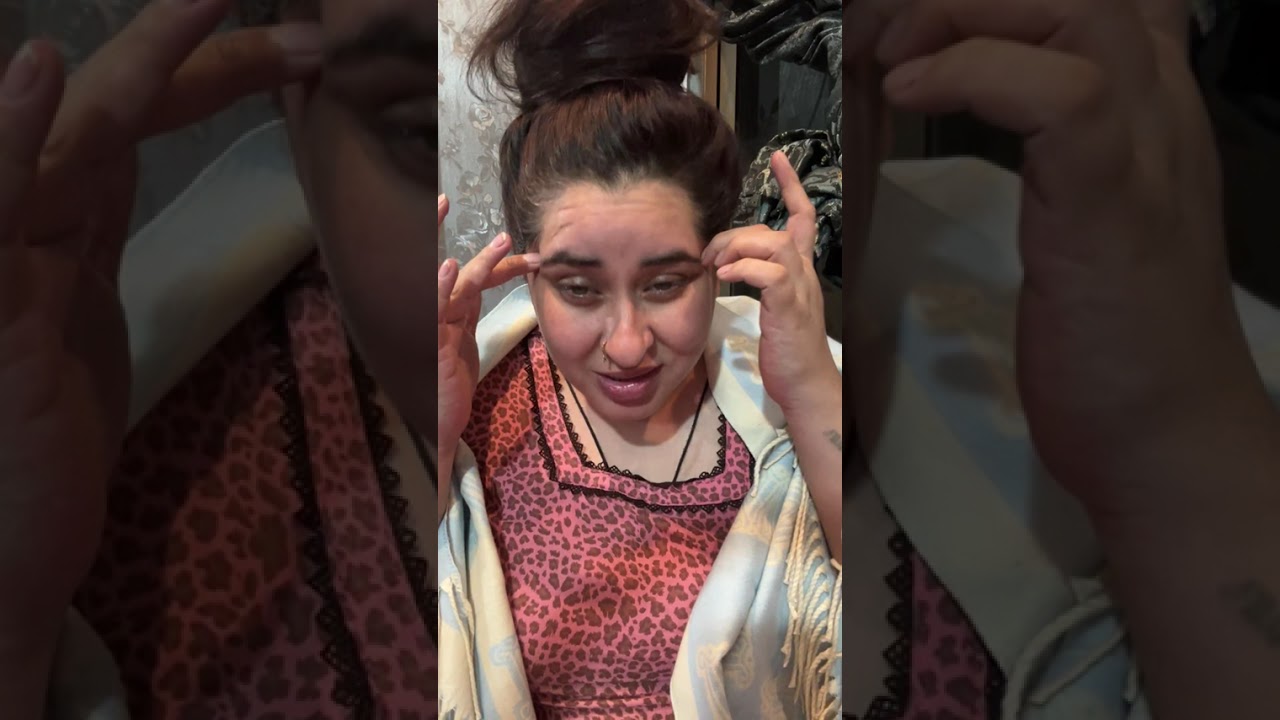 Laiba Bangash Bouncing Her Boobs to Fans