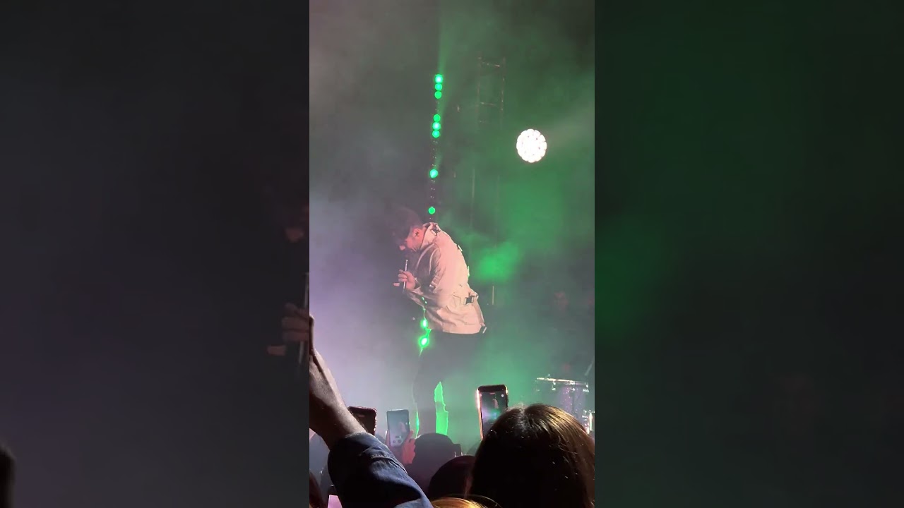 @josemadero3136 en Tijuana - Dia de mayo #josemadero #tijuana #sarajevo #concert 