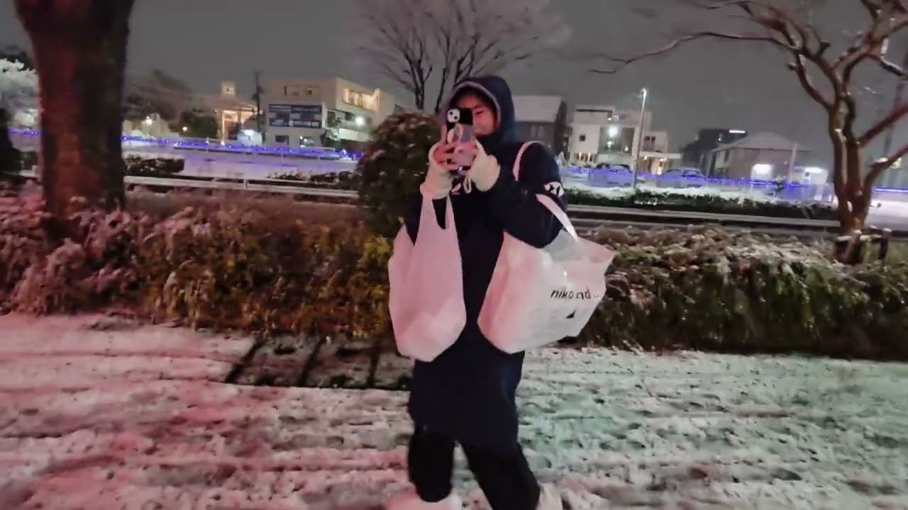 HARUKA Enjoys the Snow in Saitama Japan on 2nd Jan 2026.