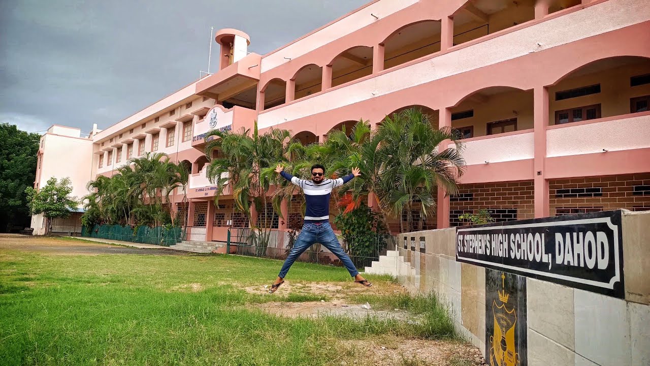 My school visit @StStephensSchoolOfficialDahod #vlogging