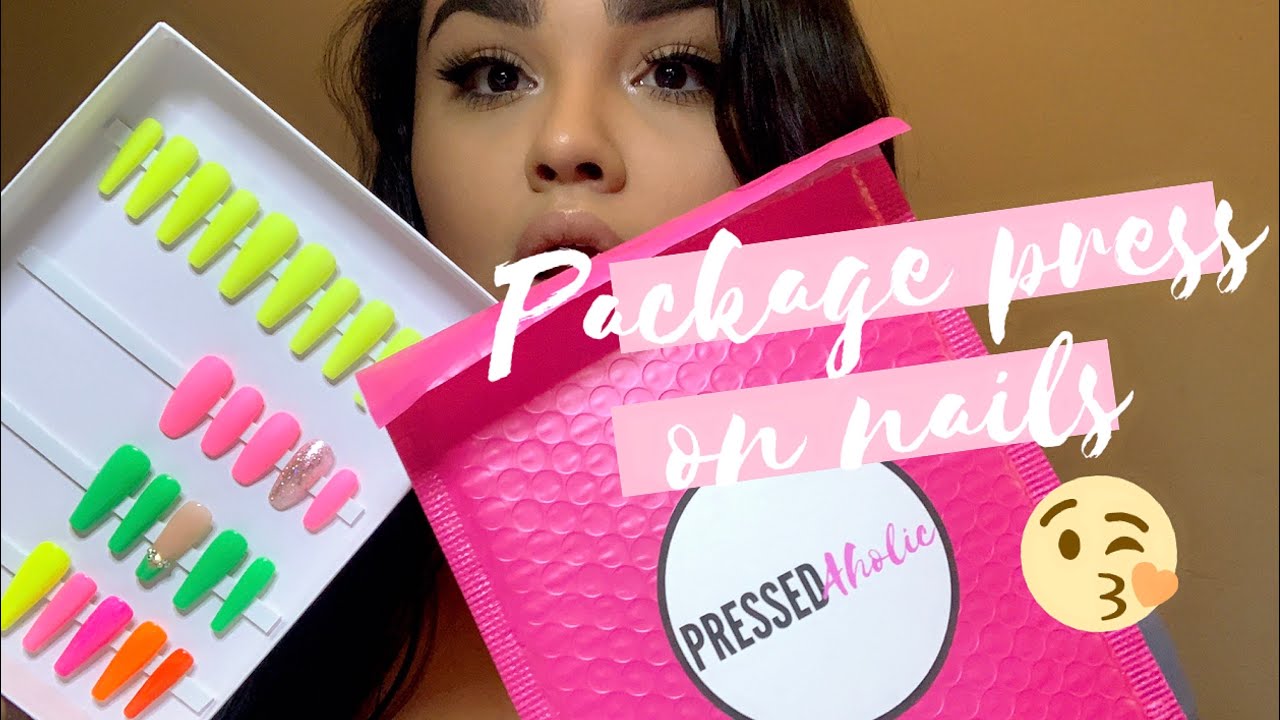 Packaging press on nails