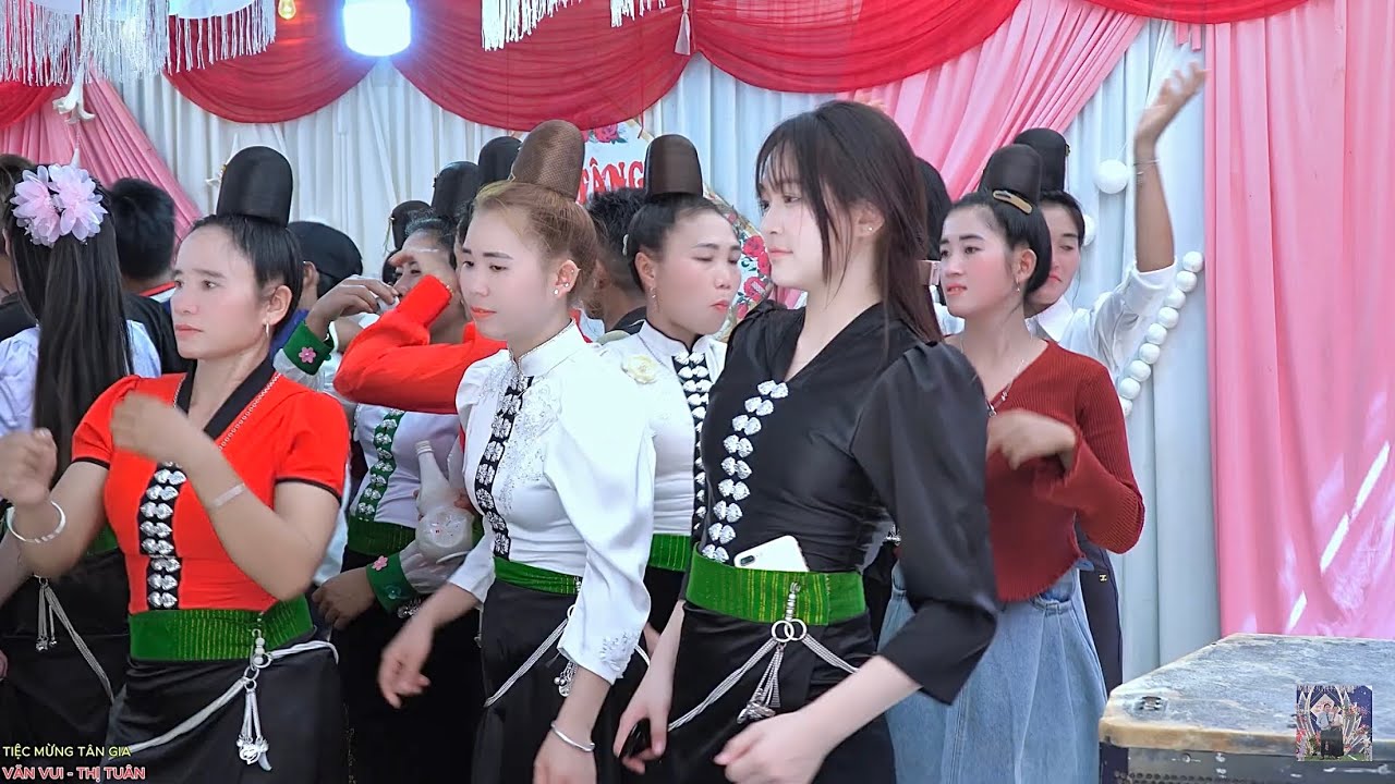 Nhạc DJ cực mạnh nhảy cực xung mừng Tân gia đại cát VĂN VUI  - THỊ TUÂN bản chà lảy xã Mường lầm 