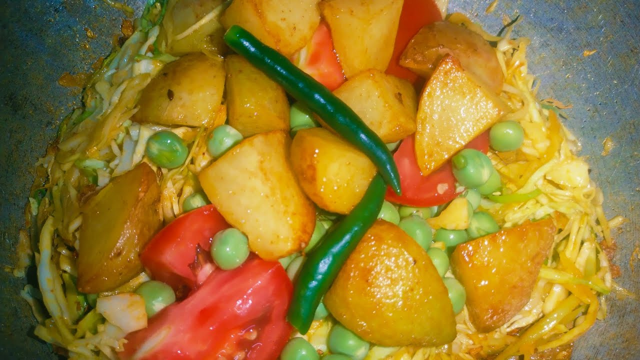 বাঁধাকপি রান্নার স্বাদ বদলাতে এই ভাবে রান্না করুণ পুরো অনুষ্ঠান বাড়ি রান্না মতো স্বাদ হবে।। 