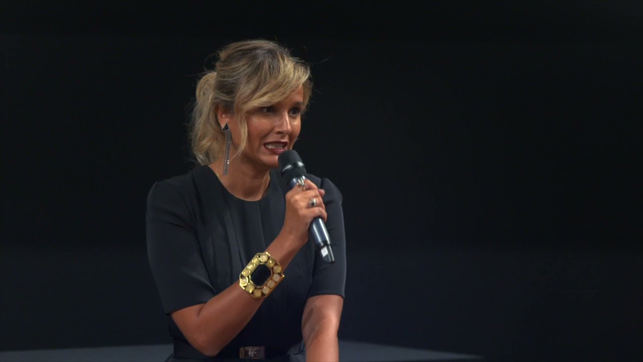 Julia Ducournau alla prima italiana di “Titane” al Cinema Troisi
