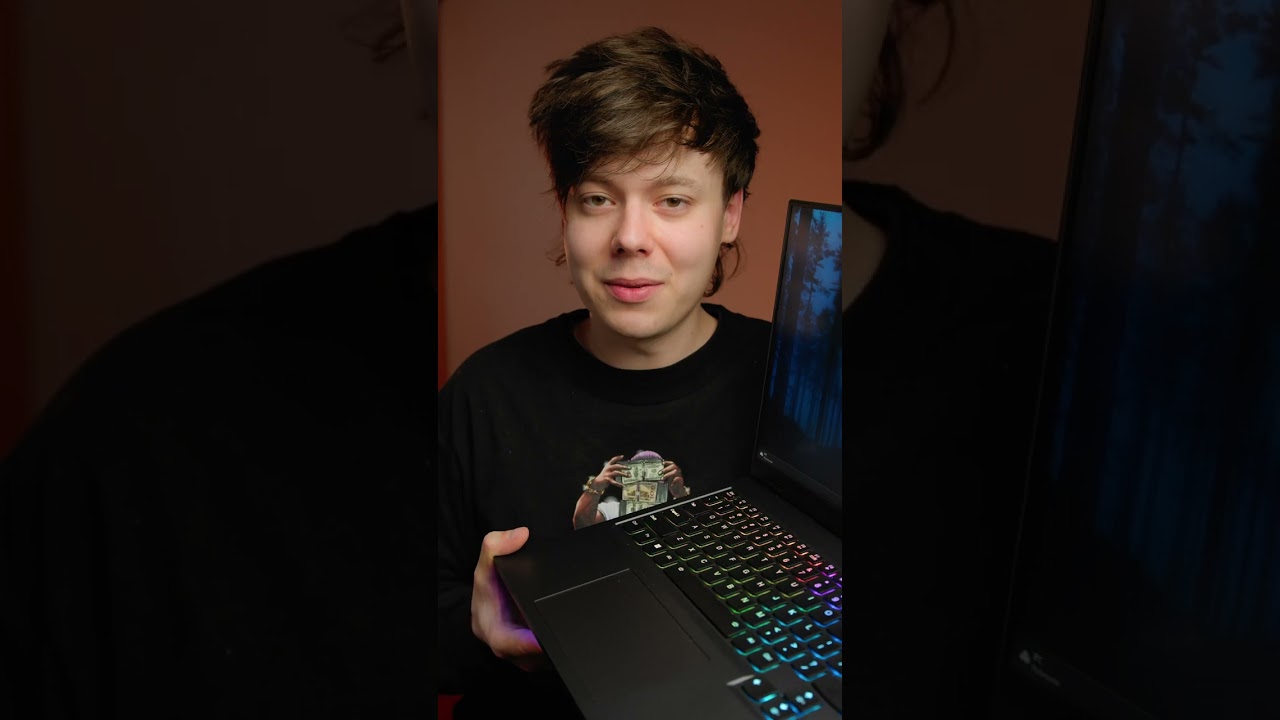 POTWORNIE WYDAJNY LAPTOP DO GIER! 😵&zwj;💫 #shorts