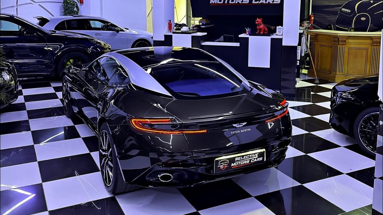 Crazy Cold Start & Revving ASTON MARTIN DB11