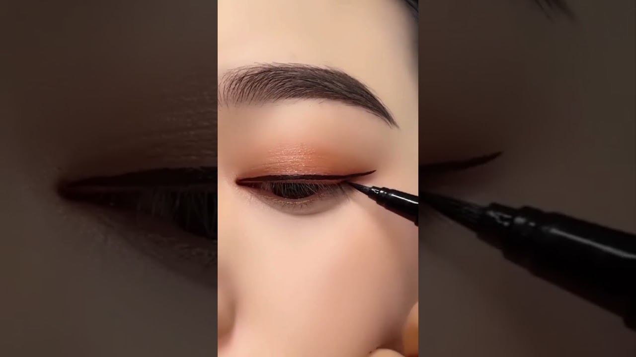 Cara memakai eyeliner untuk pemula, tips memakai eyeliner untuk pemula