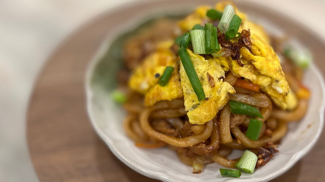 😉Simple Stir Fried Miso Udon 简单炒味噌乌冬面 #asmrcookingsounds #udonnoodle #炒乌冬面#简单料理 