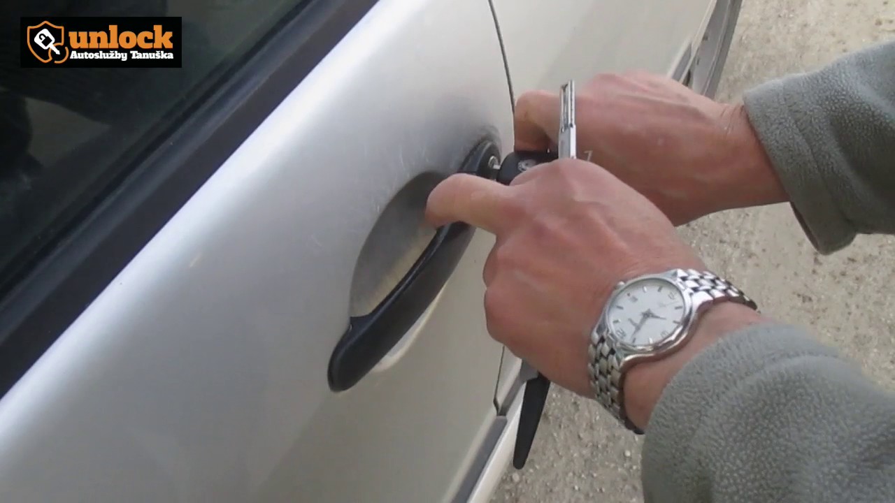 Otvorenie zamknutého auta - Škoda Fábia 2003