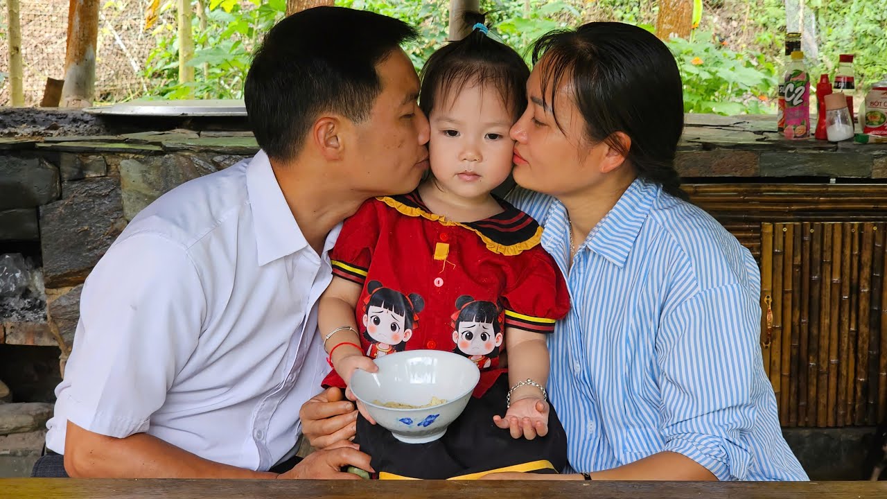 Morning Kisses, Gardening, Grilled Chicken – A Warm Family Dinner Full of Love and Togetherness