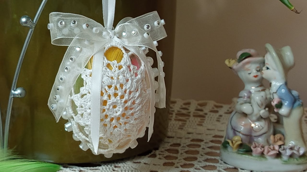 Jajko akrylowe wysokość 11cm/kordonek kaja15/szydełko1/.