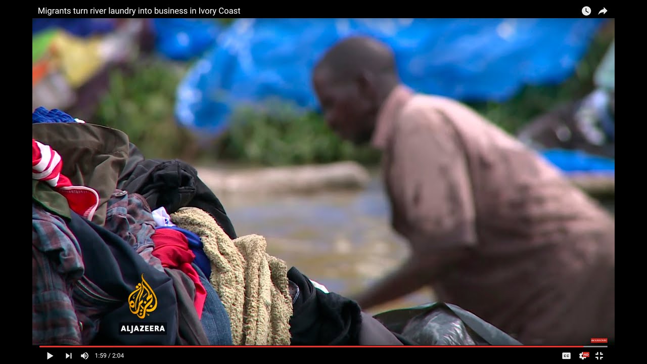 Migrants turn river laundry into business in Ivory Coast