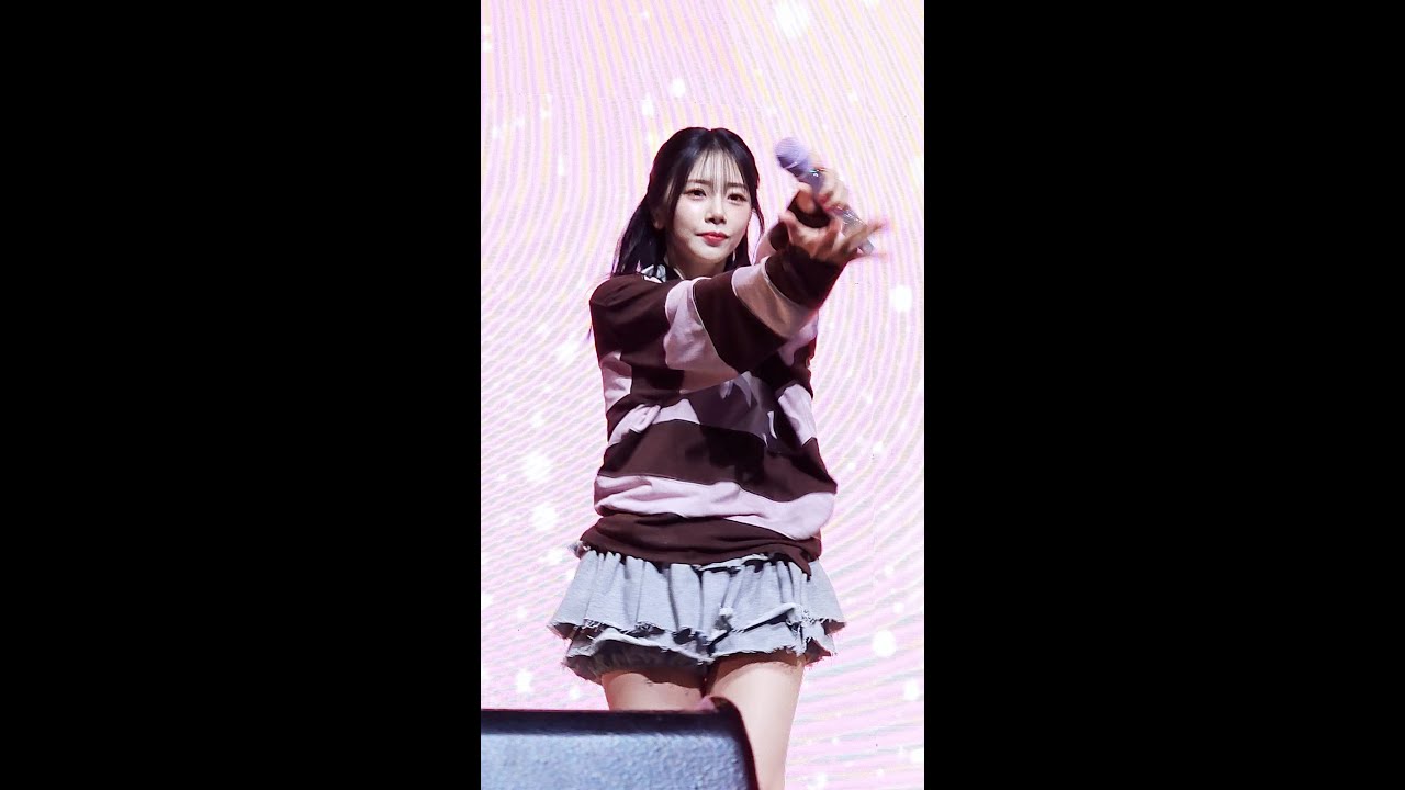 250323 Dreamcatcher 드림캐쳐 - Full Moon (Jiu Fancam 지유 직캠) @ Taipei