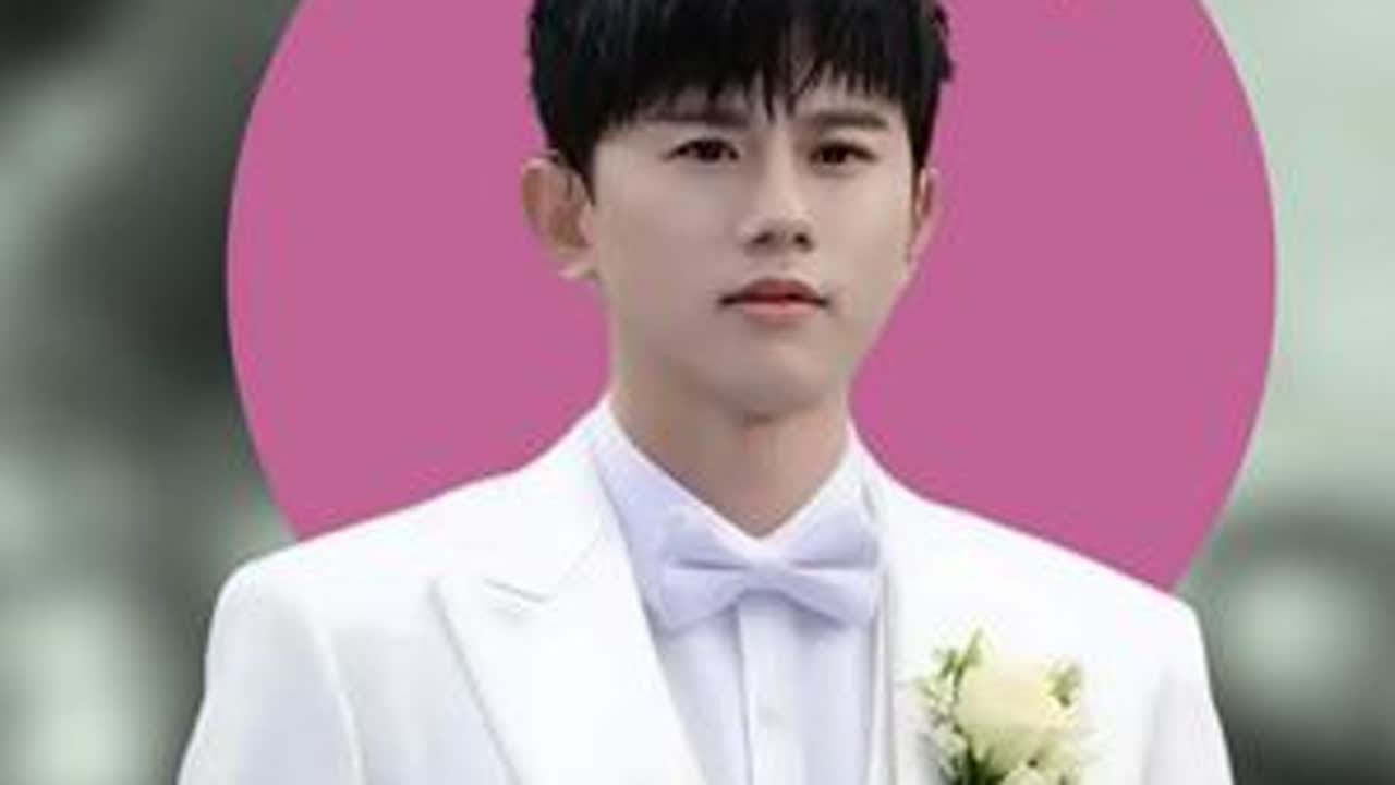 从被骂“靠老婆上位”到“鸟巢连开”，张杰谢娜凭什么赢了13年 #张杰谢娜 #张杰谢娜永远纯爱 #张杰演唱会谢娜 #2025影娱年终大赏