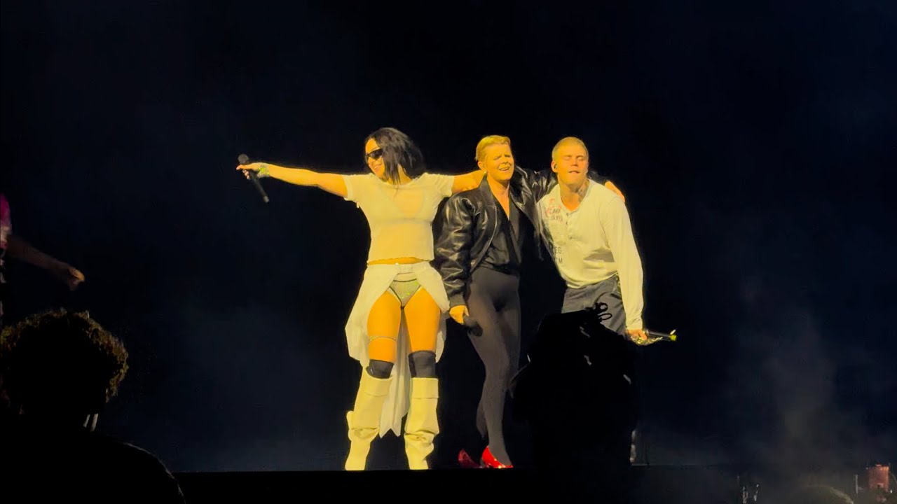 Charli xcx, Robyn & Yung Lean - 360 (remix) + Dancing on my own - Brat Tour 2024 - London 28/11/2024