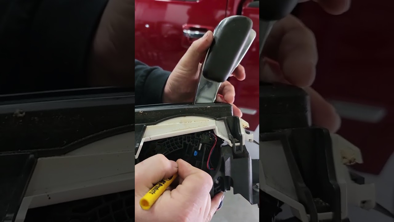 NZ DIAG! Ford F150 застрял на парковке?! Вот как выбраться из парковки #шорты #ремонтавтомобилей ...
