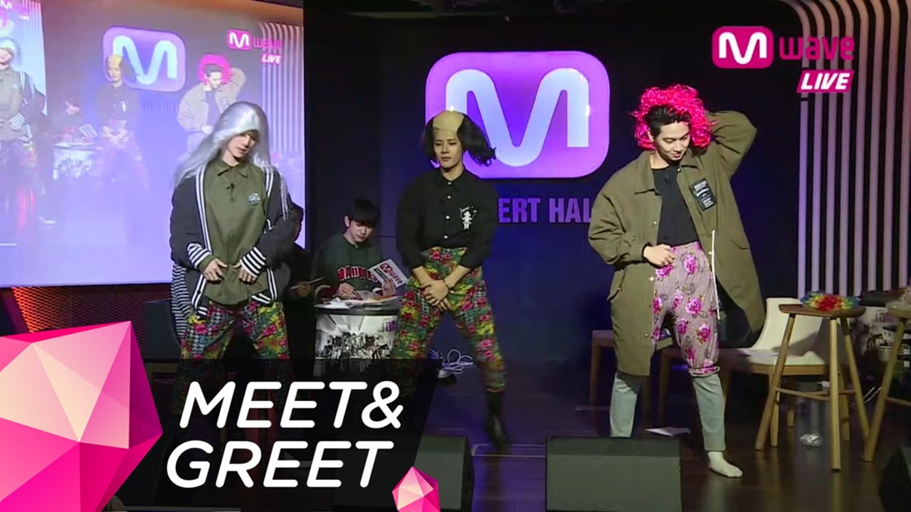 (ENG SUB) GOT7's Jackson, JB and Mark Wig Out to 'Hard Carry' [MEET&GREET]