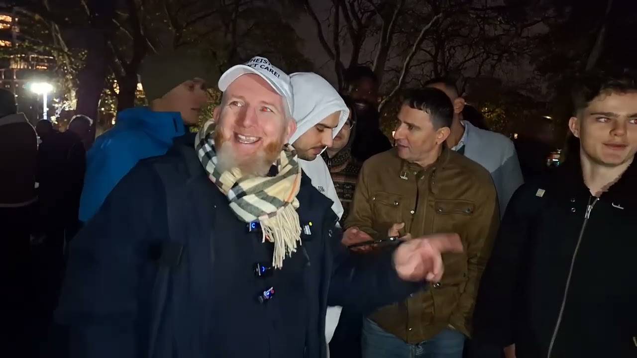 Christian Hecklers Interrupt Dawah and Instantly Get Shut Down | Hamza | Speakers Corner | Debate