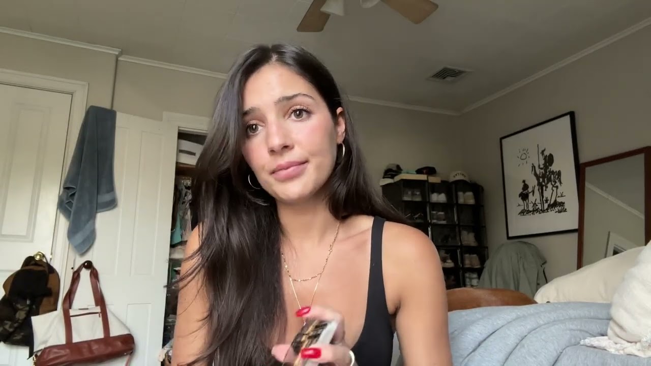 Someone wants to talk | Chelsea Gomez