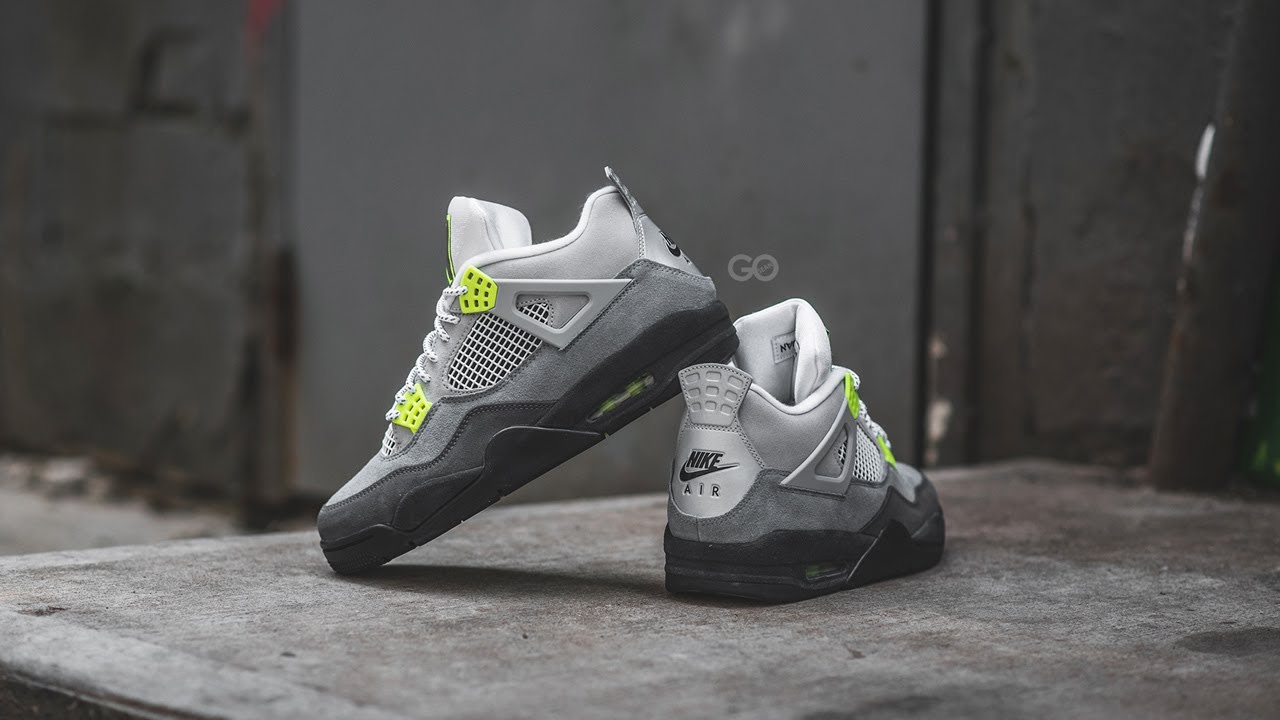 Air Jordan 4 Retro SE 