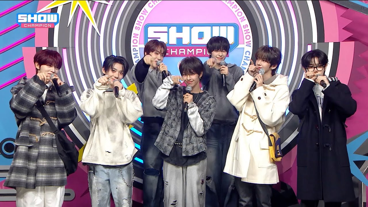 [MC석 코너] 친구같은 컴백 인터뷰! ‘아홉(AHOF)’ 나!왔어✋🏻 l Show Champion l EP.577 l 251112