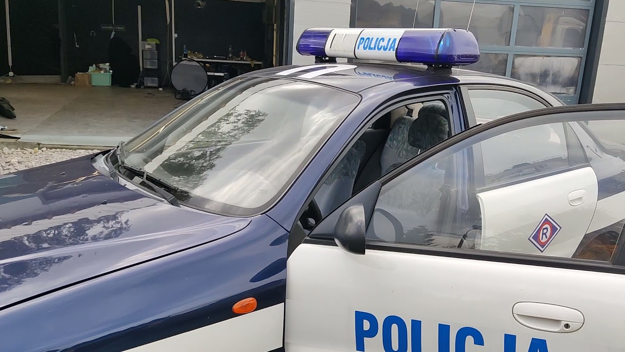 Daewoo FSO Lanos 1.4 Policja Ruch Drogowy Oryginalny radiow&oacute;z auta filmowe dzwoń do nas