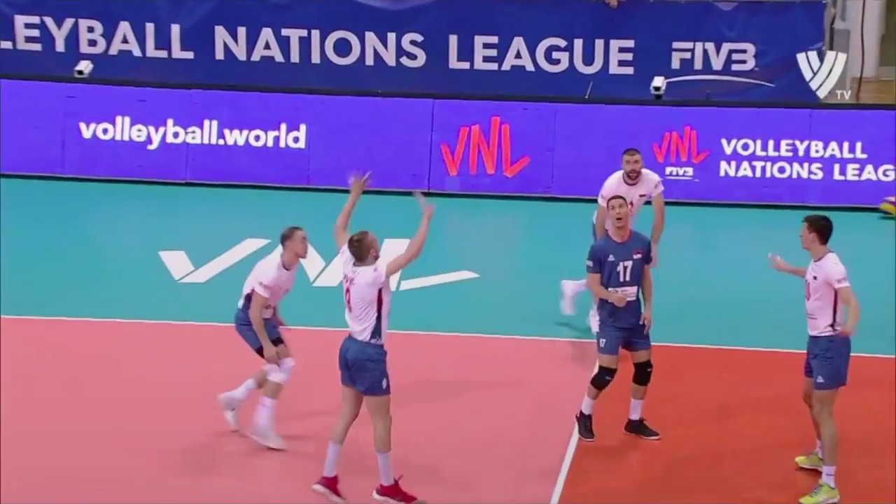 Volleyball Referee - Carried ball (caught or thrown)