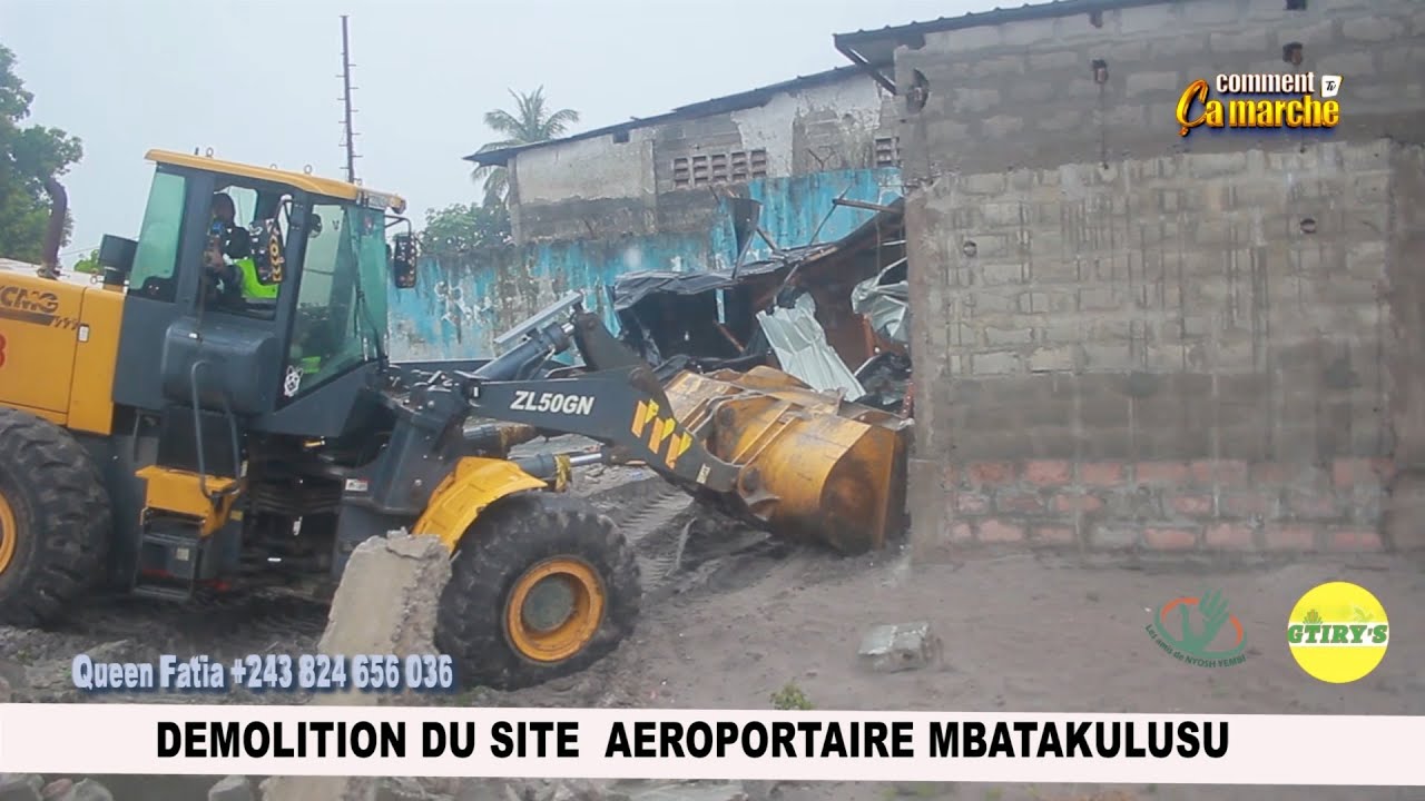 DÉMOLITION À MBATAKUSU( SITE AÉROPORTUAIRE)