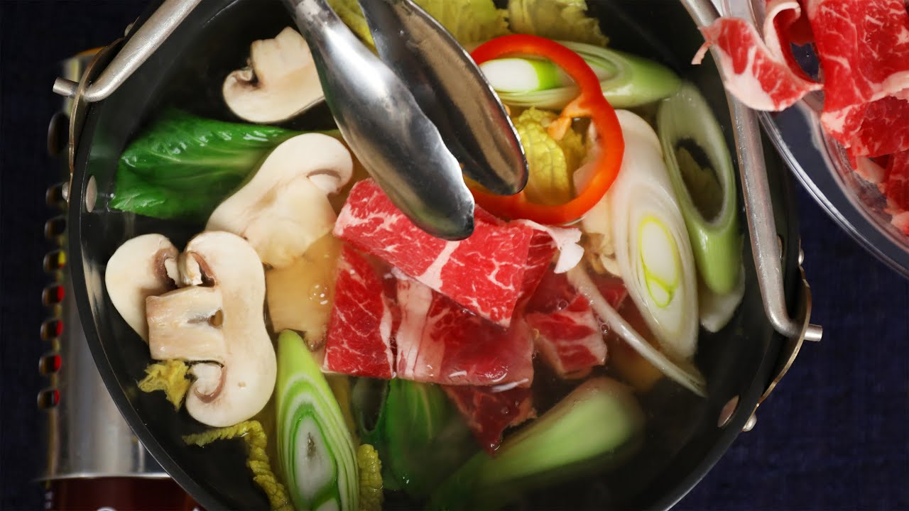 Korean-style shabu-shabu hot pot (샤브샤브)