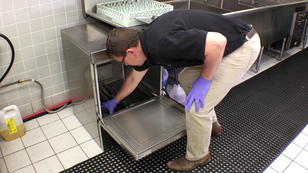 Deliming the Hobart LXe Undercounter Dishmachine