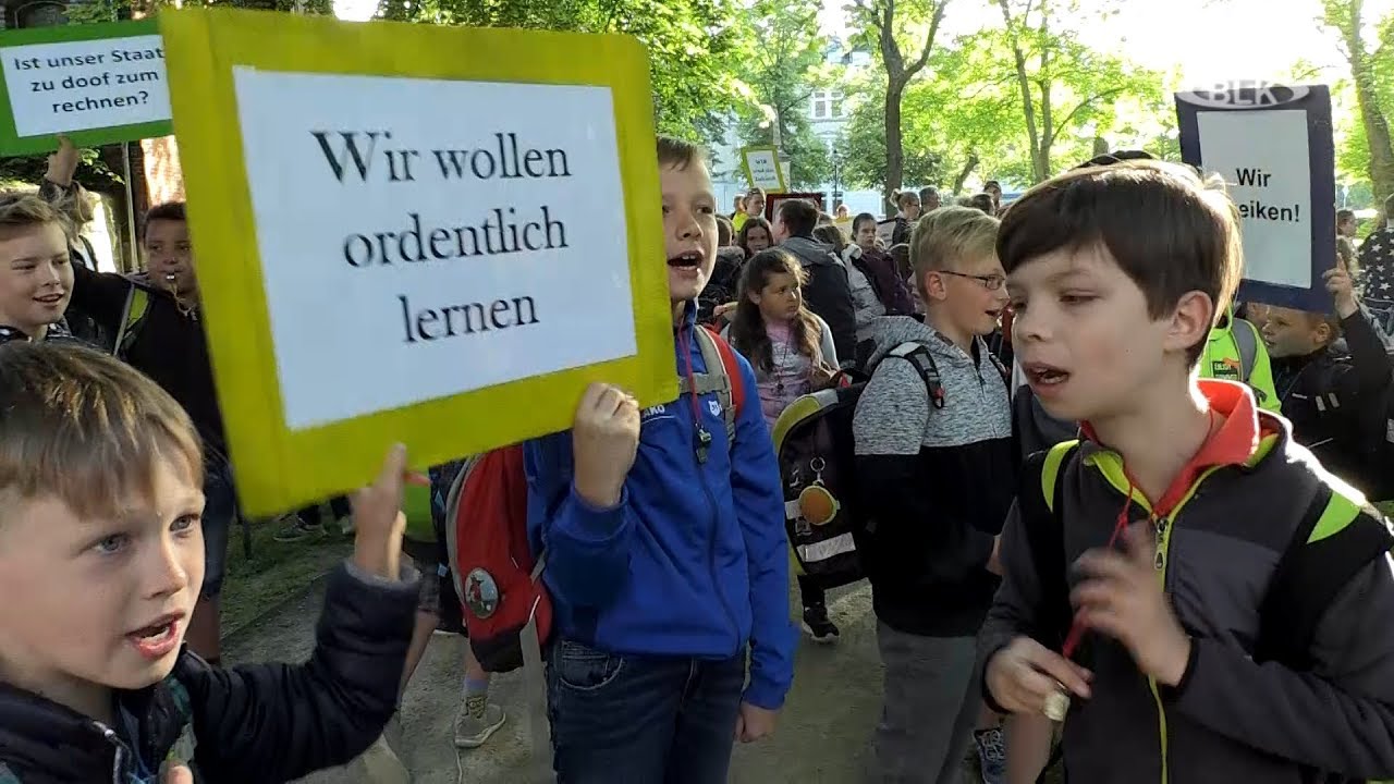 Lehrermangel Grundschule Lützen Unterrichtsausfall Protest Demonstration Helmo Braukhoff