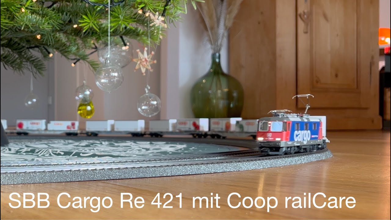 M&auml;rklin 37340 &ndash; SBB Cargo Re 421 mit Coop railCare Zug | Swiss H0 Model Railway
