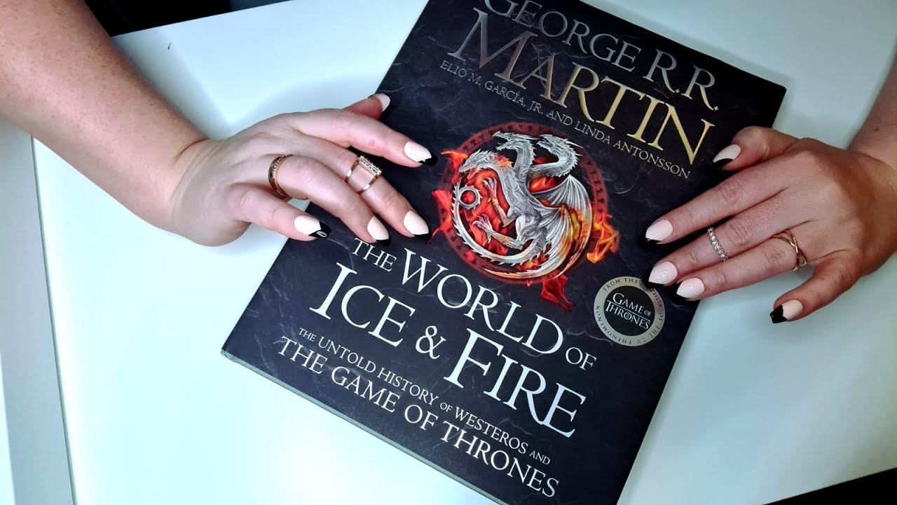 ASMR Book Sounds / Page Turning & Squeezing / Soft Spoken / The World of Ice & Fire Book