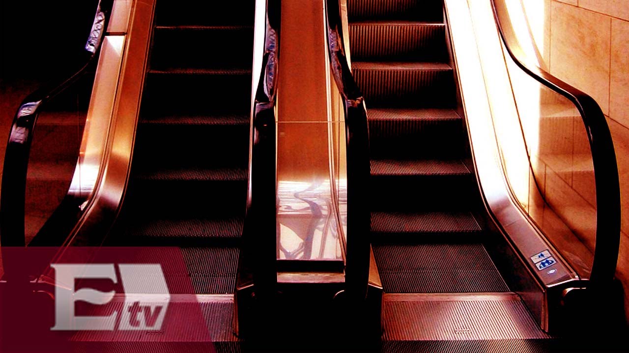 Adolescente sufre terrible accidente en escalera el&eacute;ctrica en Plaza Arag&oacute;n / Vianey Esquinca