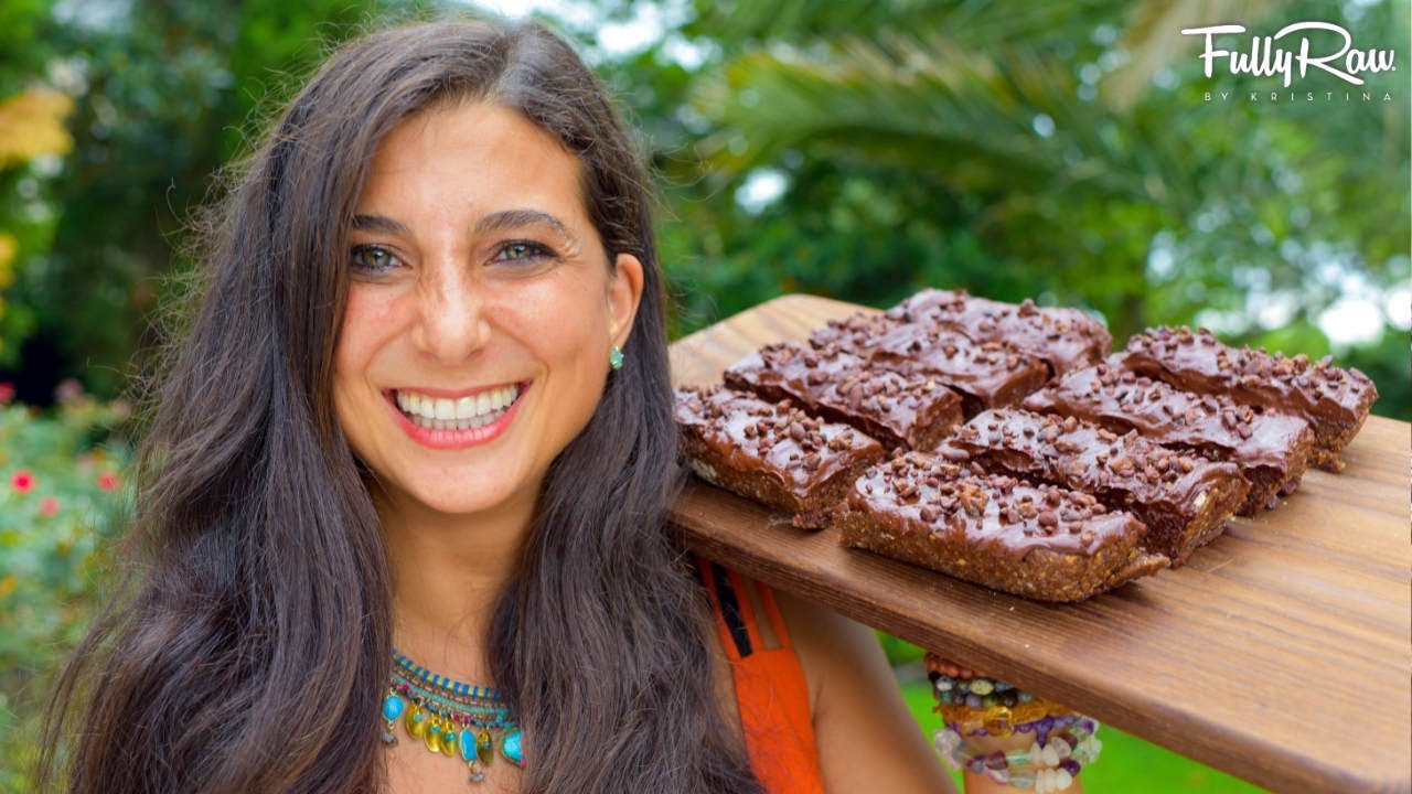 Chocolate Fudge Protein Bars | Raw Vegan  Recipe