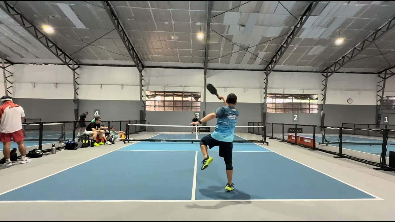 @PickleballHub DUPR game: Julius vs. Abel