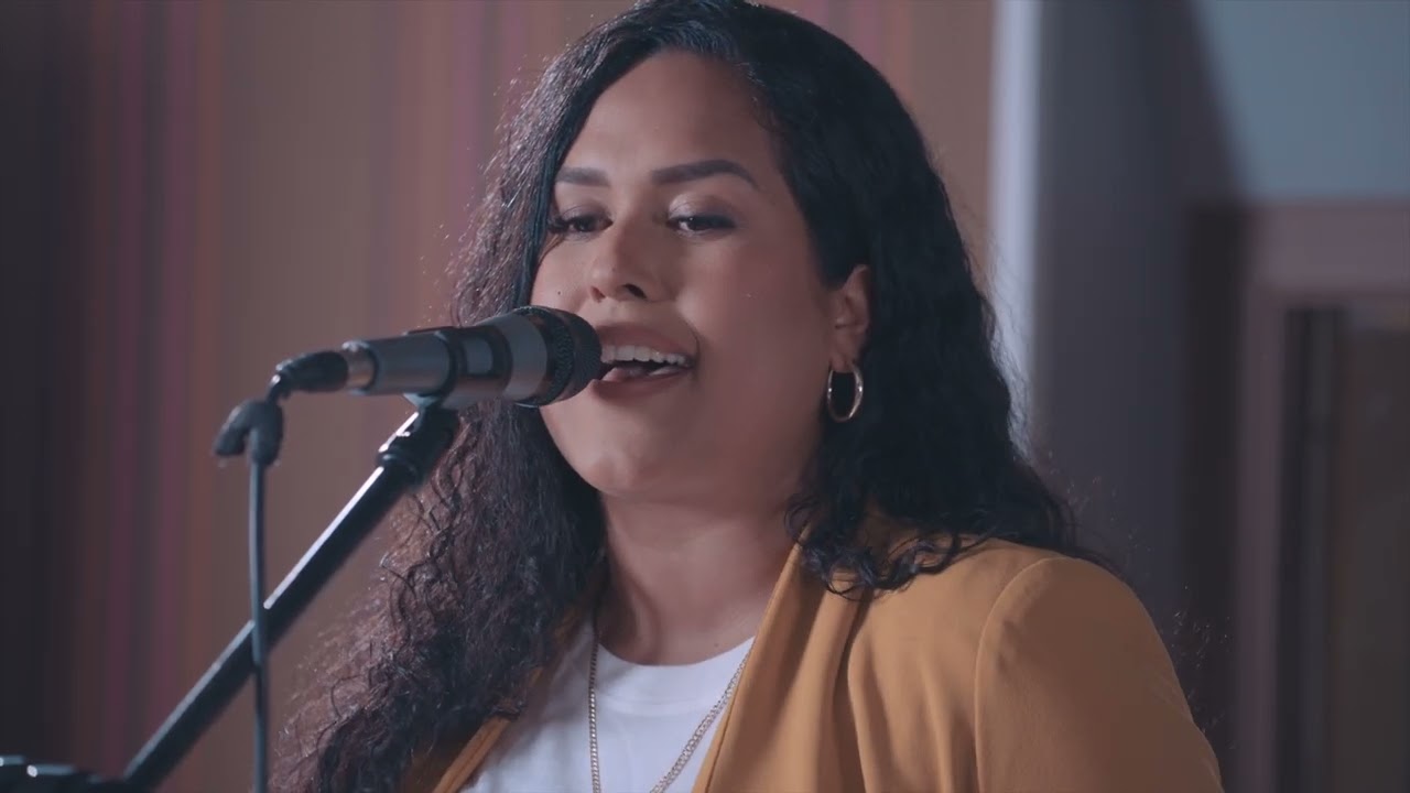 Rossalba Molina - Popurri Coritos Pentecostales (Video Oficial)
