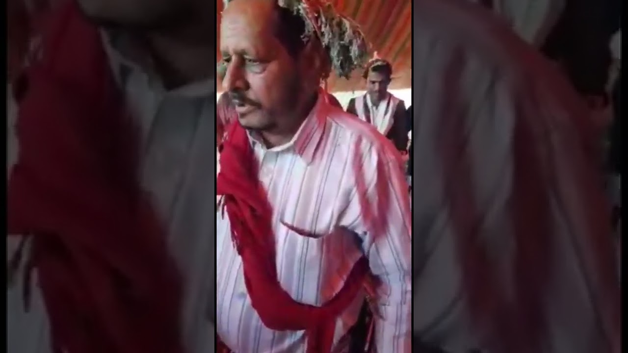 اسْمَعُو هذا الشاعر الكبير المُميّز كيف يحثُّ الرجال في ذلك اللقاء على التصالح ونبذ الخلاف..@..