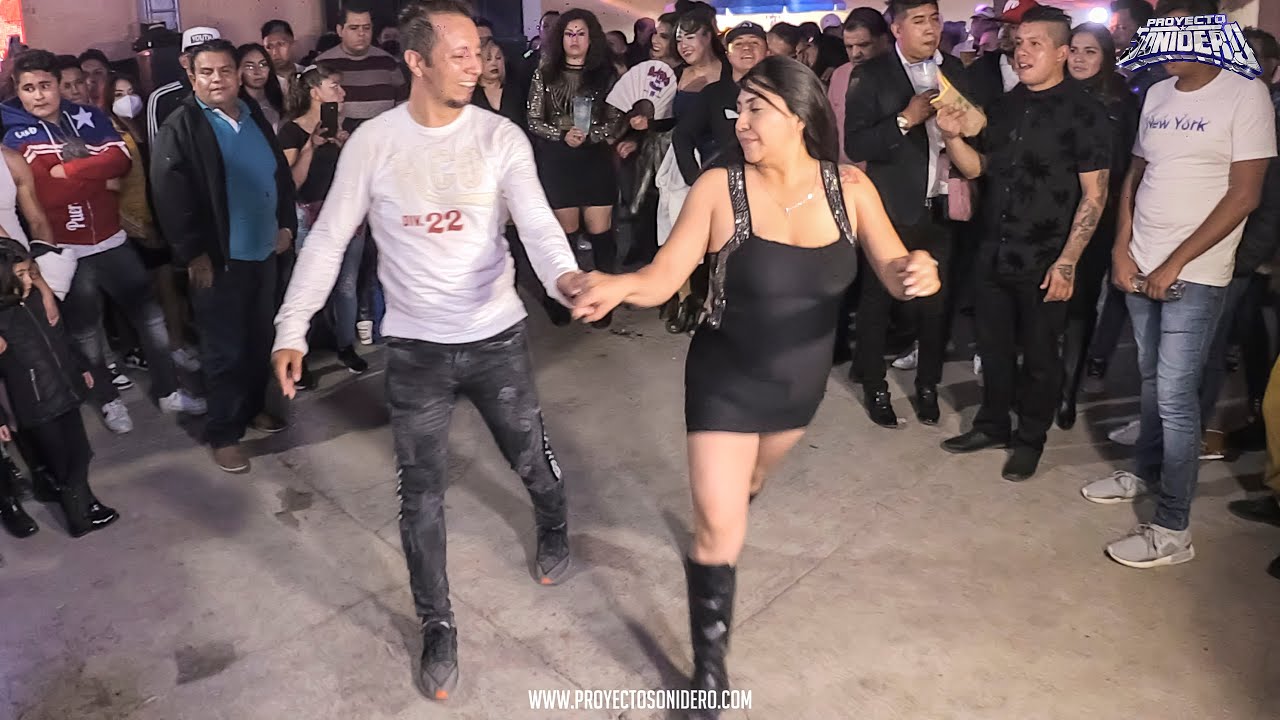 UN CLASICO... LA MUJER QUE LLEGO ❤ | ESTRELLAS DE LA SALSA | CUMPLE FERGY | CLUB FANTASIA