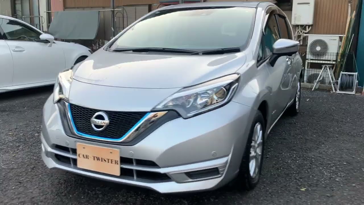 平成３０年１０月登録ノート１．２e-POWER X　禁煙車　ナビ　フルセグ　アラウンドビューモニター　デジタルミラー　ドラレコ　　スマートキー　走行６６７００キロ　管轄内登録時お支払総額７２８０００円