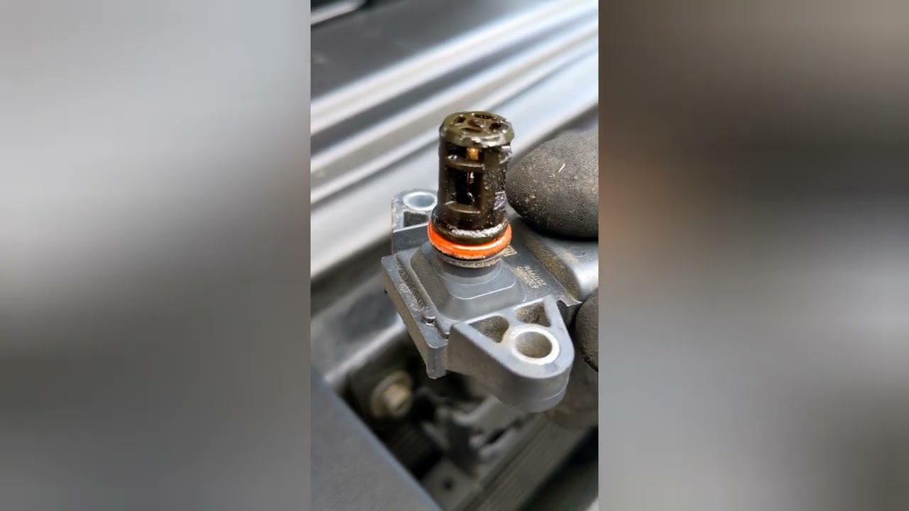 DIY MAP sensor cleaning -- using XTool D7 to identify and correct Long Term Fuel Trim issue