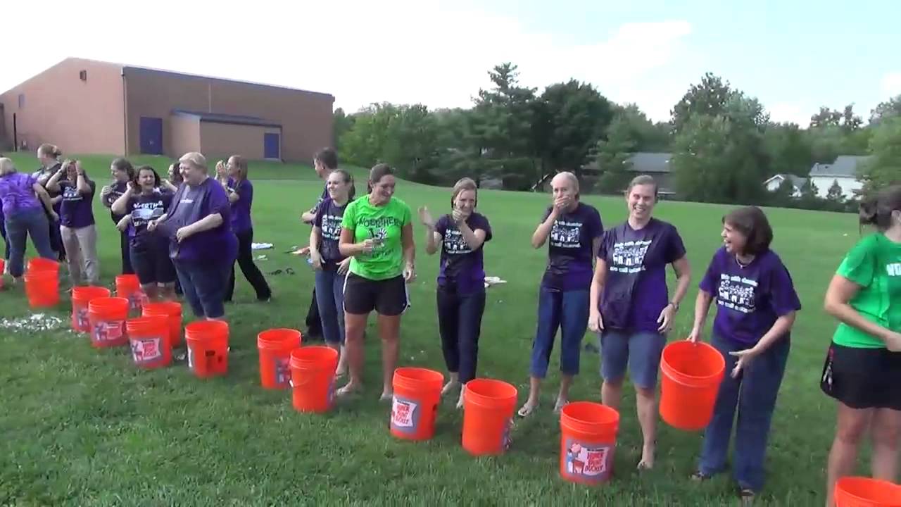 Woerther Elementary School Ice Bucket Challenge