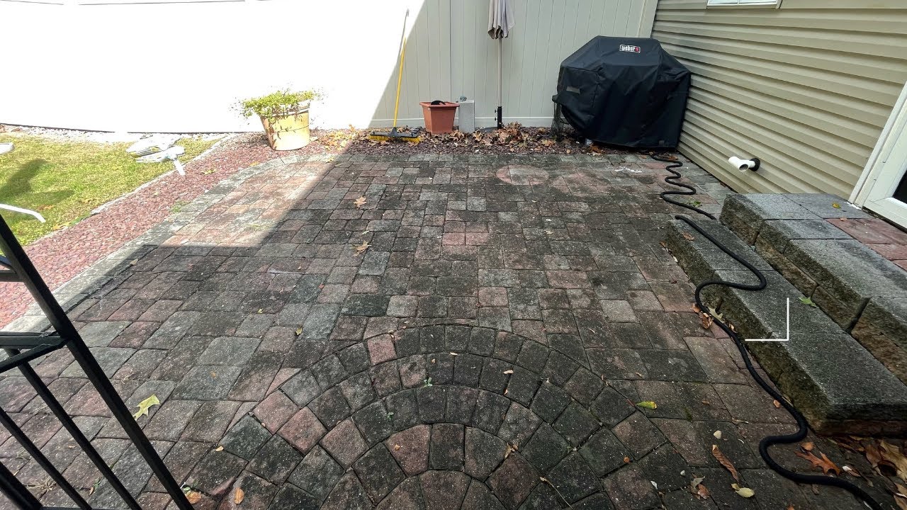 Pressure Washing the dirtiest patio I've ever seen. Oddly Satisfying Pressure Washing