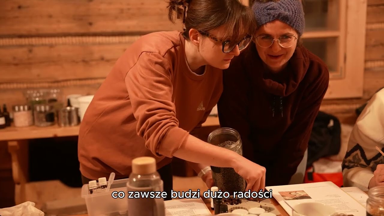 Karolina Mucharska | Naturalne kosmetyki z ziół: macerat, balsam, hydrolat | Beskidzkie Święto Ziół